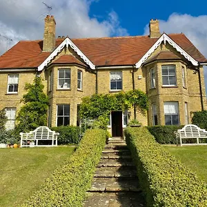 4* Bed & Breakfast Farm