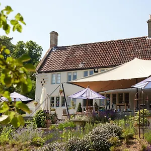 The Wheatsheaf Combe Hay 4*, Wellow (Somerset) United Kingdom